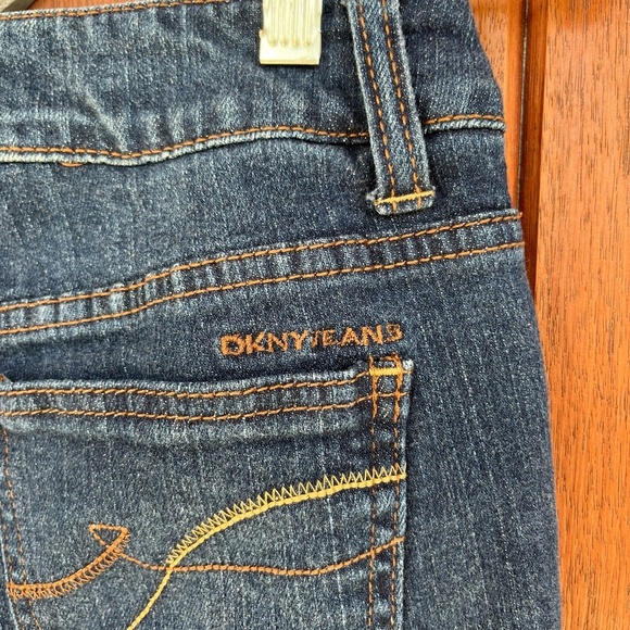 DKNY Skinny Jeans - Picture 5 of 10